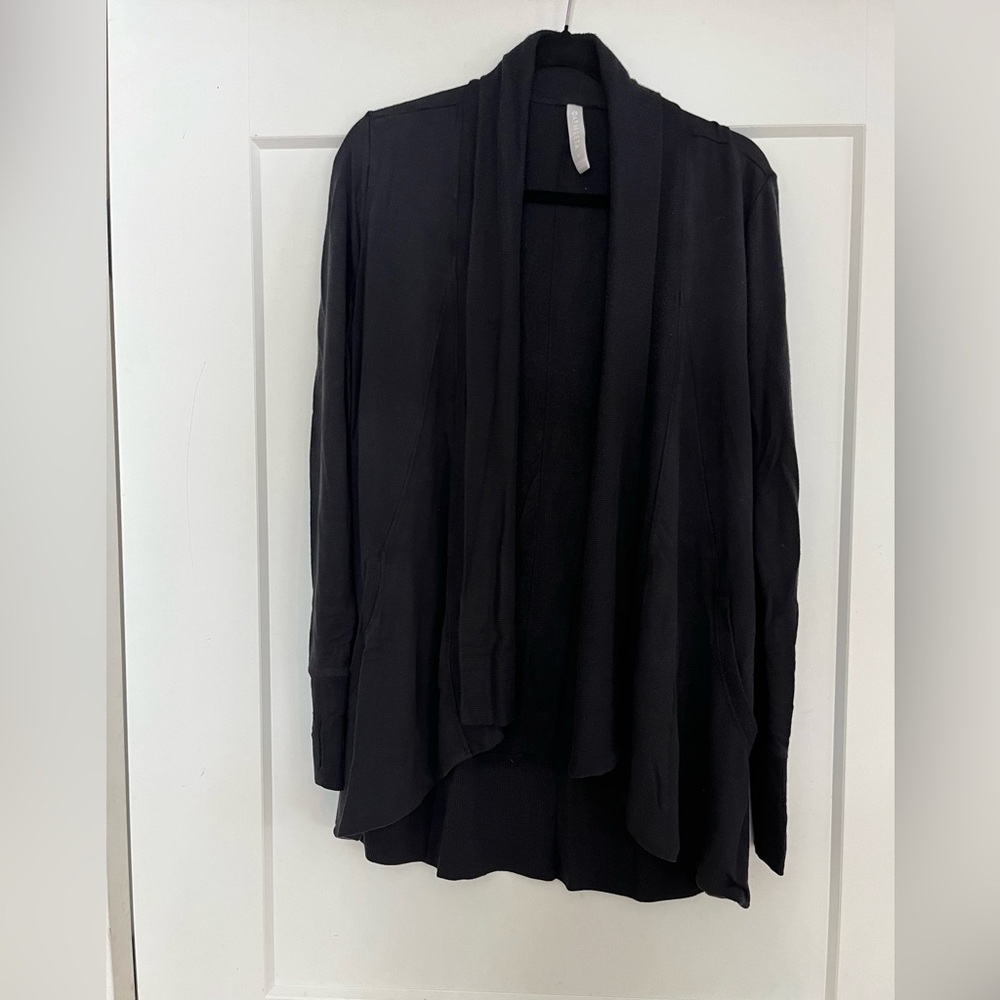 Athleta Pranayama wrap size small - Picture 2 of 6